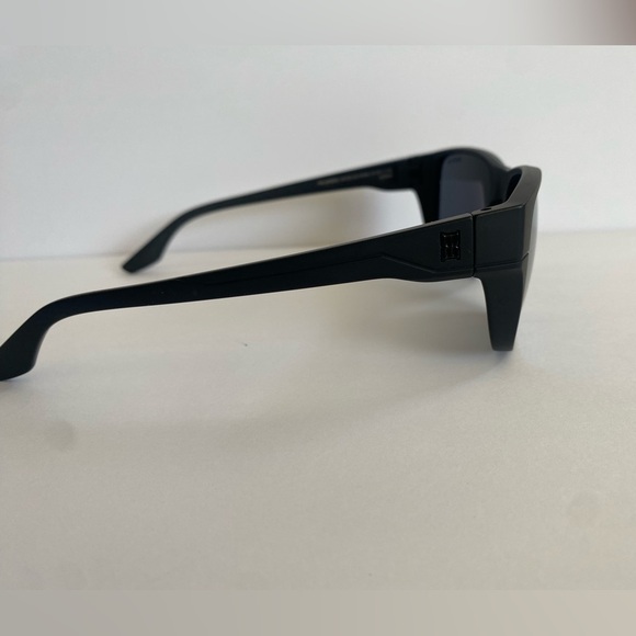 NWOT - Authentic - BEX - Mica Polarized Sunglasses - Black/Grey - Picture 10 of 14